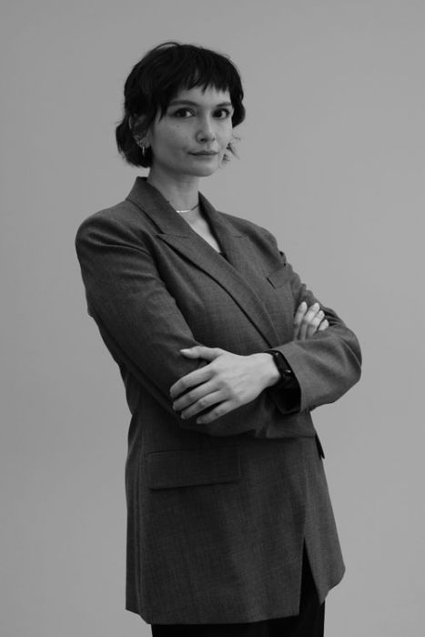 Sprachsachverständige Josephine Obert